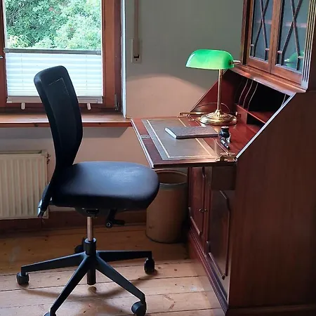 Helles Grosses Zimmer Mit Eigenem Bad Kassel Exterior photo